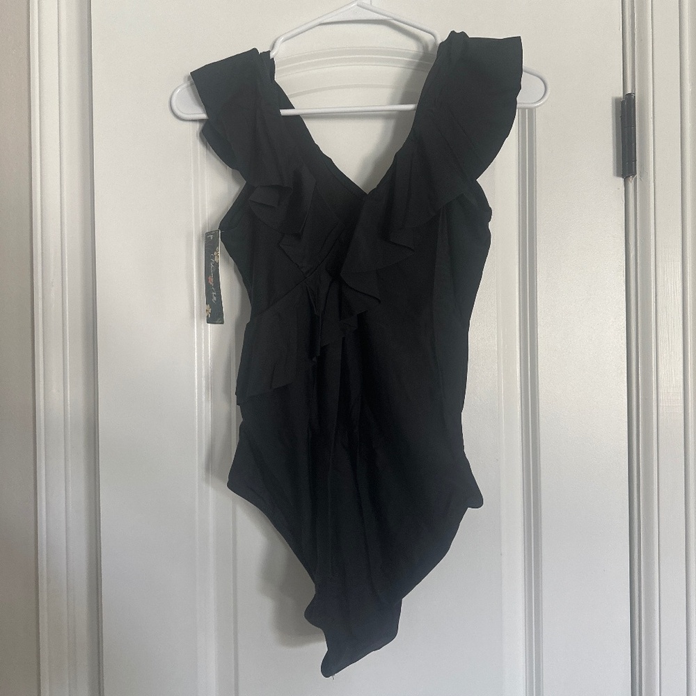 Blooming Jelly Black Ruffle One-Piece Swimsuit – Size S